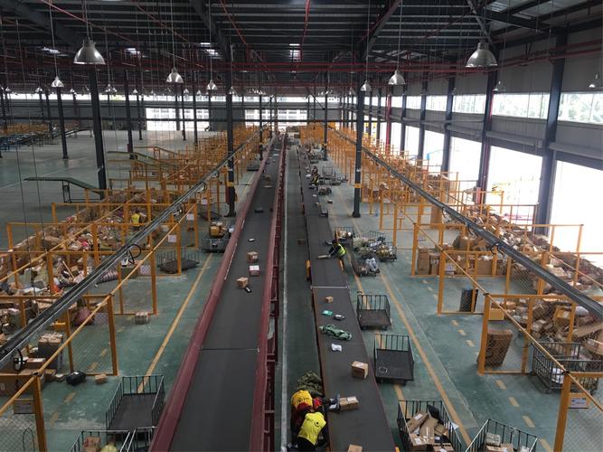 韵达快递厦门分拨中心